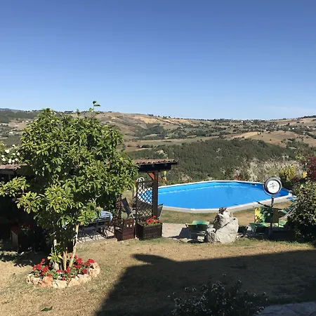 L'angolo Di Verlano * Canossa