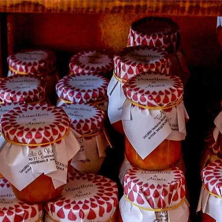 L'angolo Di Verlano Canossa