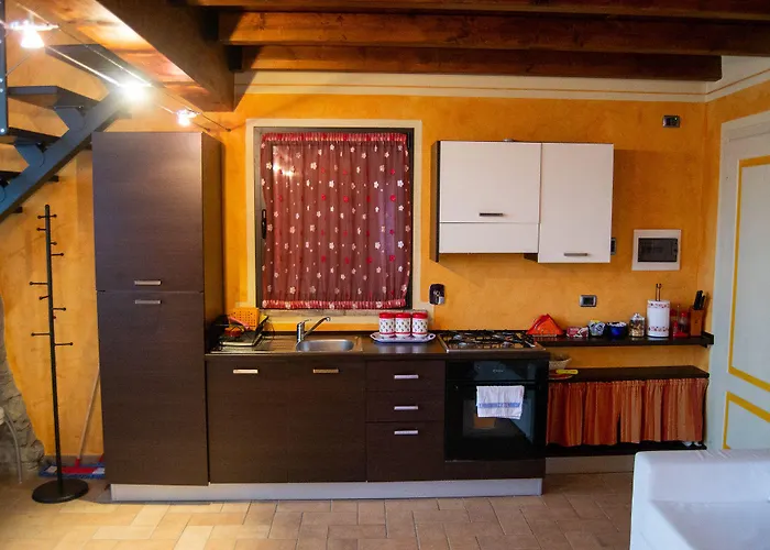 L'angolo Di Verlano Canossa